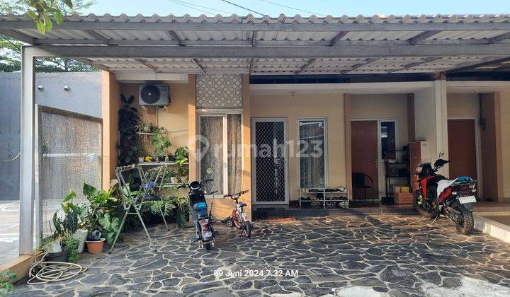 Rumah Siap Huni Hoek Di Villa Rizki Ilhami Sawangan Depok  2