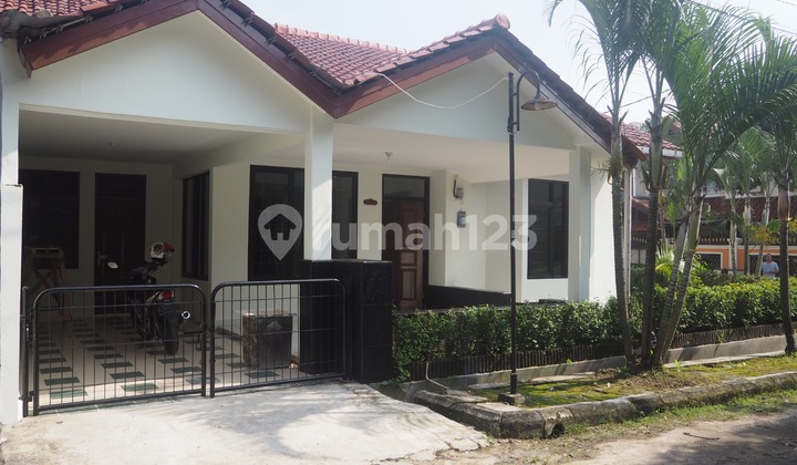 For Sale Large Land Corner House Near Sawangan Depok Toll Gate For Sale Large Land Corner House Near Sawangan Depok Toll Gate