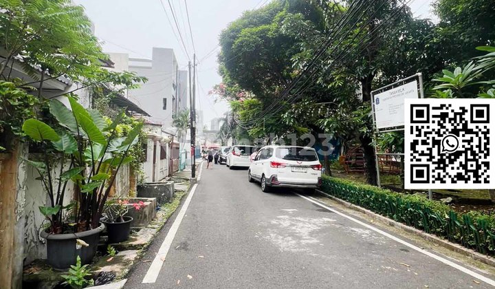 For Sale: 2-Story House in Petojo Selatan, Central Jakarta – 189 m², 6 BR, Strategic Location For Sale: 2-Story House in Petojo Selatan, Central Jakarta – 189 m², 6 BR, Strategic Location