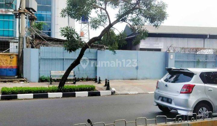 Butuh Gudang Dengan Lokasi Prime di Jakarta Barat, Kami Ada Gudang 1.100 m² di Kebon Jeruk, Dekat Akses Tol 1