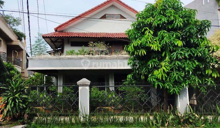 Rumah Palmerah Barat, Jakarta Barat, 163m², 2 Lt, SHM 2