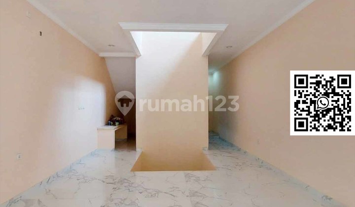 Prime Location 4-Story Shop House for Rent in Pancoran, South Jakarta – Premium Spot, 300 m² 2