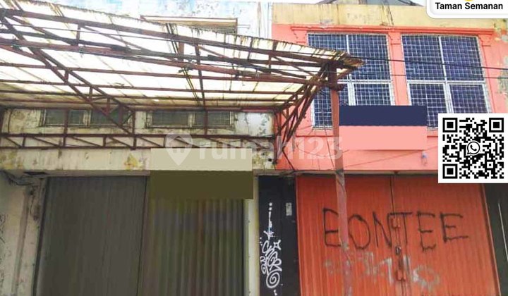 For Immediate Sale: 2 Strategic Shop Houses in Kelapa Dua Arteri, Kebon Jeruk. Ideal for Various Types of Businesses.