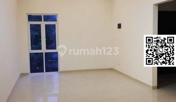 Rumah Baru Disewakan di Kebon Jeruk – Jalan Utama, Dekat Tol, 203 m² 3 Lantai 2
