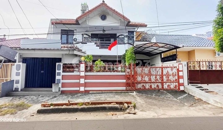 2-Story House in East Tanjung Duren, Freehold Title, Move-In Ready, Near Ciputra Mall – 220 m² 2-Story House in East Tanjung Duren, Freehold Title, Move-In Ready, Near Ciputra Mall – 220 m²