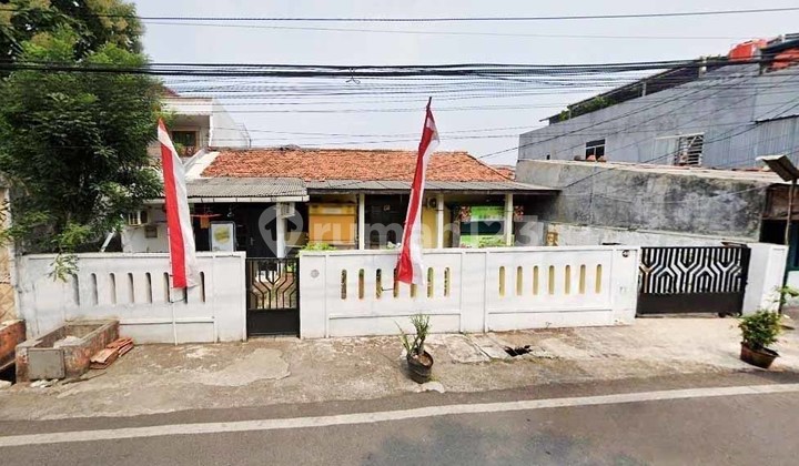 Langka! Rumah + Kontrakan di Kebon Jeruk, HGB, 264m, Akses Jalan Lebar, Dekat Binus
