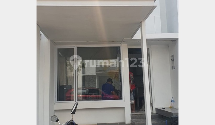 Di Sewa Rumah Tabebuya Inspirahaus Full Furnished  1