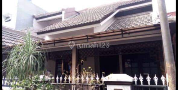 Rumah 2,5 Lantai SHM di Pondok Kopi, Jakarta Timur 1