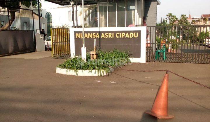 Rumah 2 Lantai Nuansa Asri Cipadu Dekat Indomaret. 2