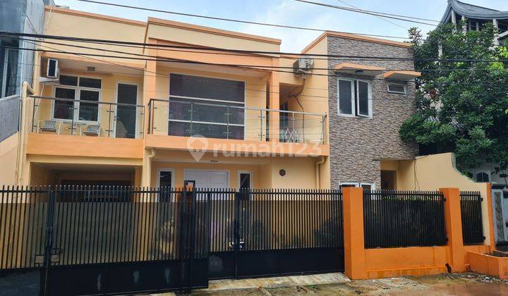 Rumah 2 Lantai Bagus SHM di Pondok Aren, Tangerang Selatan 1