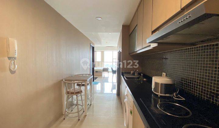 Apartement Kemang Village Residences,dekat Ke Sudirman Dan Blok M 2