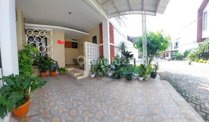 Rumah Hoek 2 Lantai Pearl Garden, Semi Furnished SHM 1