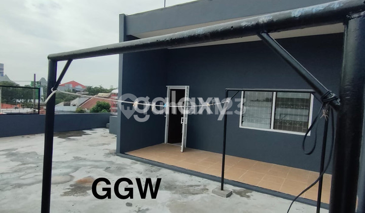 Rumah di Ngagel habis direnovasi 2
