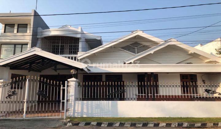 Rumah 1, 5 Lantai Terawat Dan Bersih Siap Huni 1