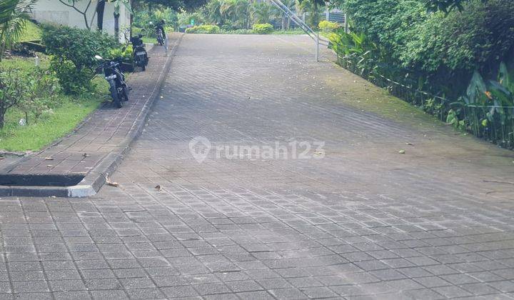 One Gate System Land Plot Villa Environment in Jimbaran, Bali 1