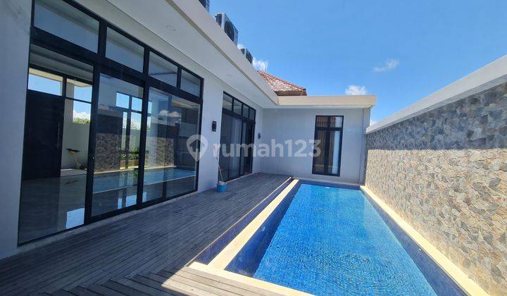 Freehold Villa Strategic Location At Umalas, Kerobokan, Bali 1