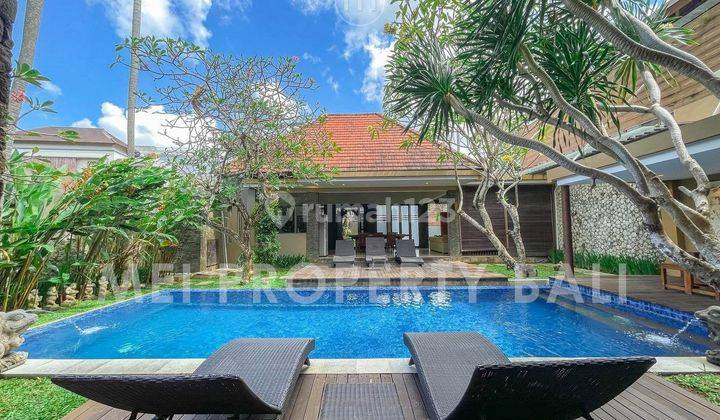 Freehold Villa Good Location Close To The Beach In Seminyak, Bali 2