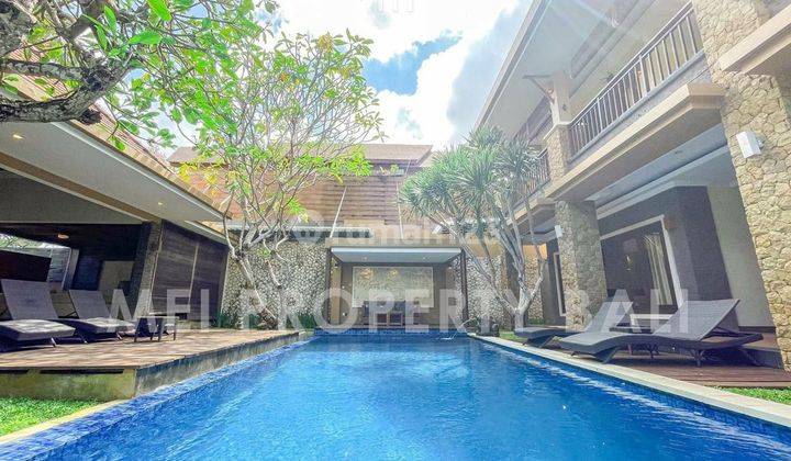 Freehold Villa Good Location Close To The Beach In Seminyak, Bali 1