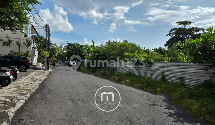 Land in Legian Seminyak 15 are, 2 SHM suitable for Villa.