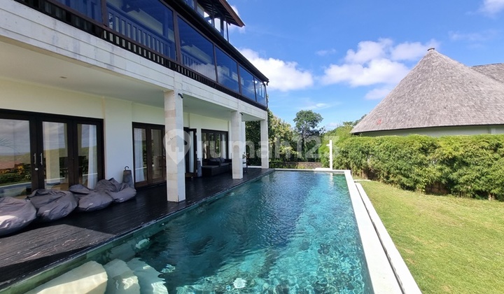 Villa Dekat Pantai Pemandangan Laut di Area Labuan Sait, Bali Villa Dekat Pantai Pemandangan Laut di Area Labuan Sait, Bali