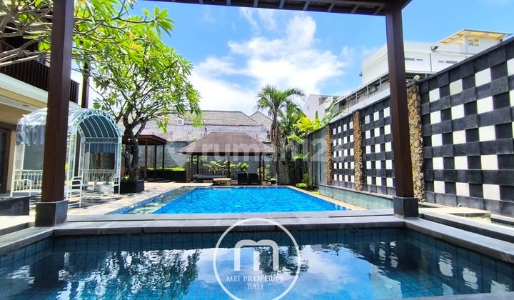Vila Premium Lokasi Strategis di Kerobokan Dekat Seminyak, Bali