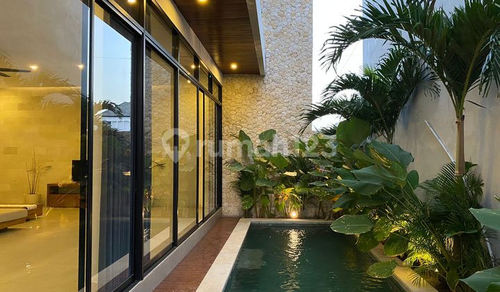 Minimalist Villa Strategic Location Close to Canggu, Bali