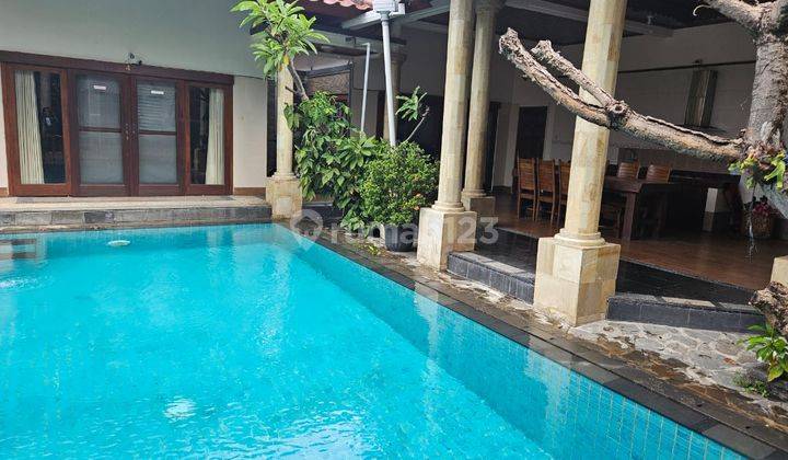 Strategically Located Freehold Villa in Tukad Balian, Bali 1