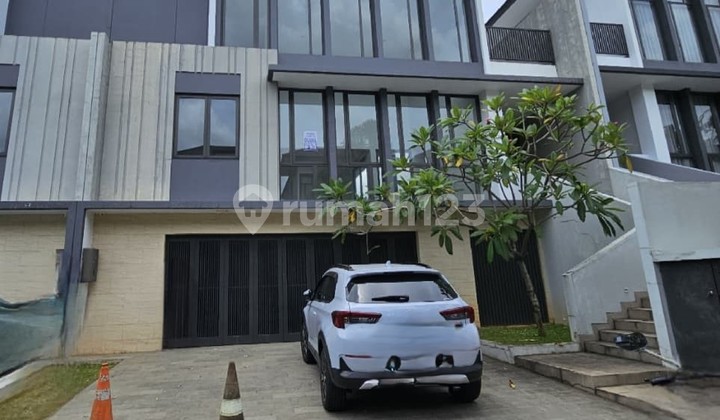 Dijual Rumah Navapark -  Lakewood BSD, Rumah siap huni, Lokasi strategis, posisi cantik