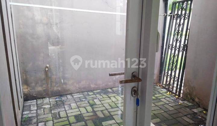 For Sale 2-Story House in Michelia, Gading Serpong Hook 2