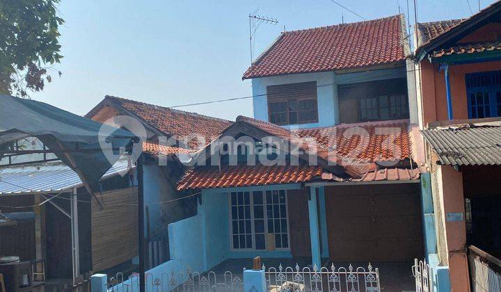 Rumah Strategis Pinggir Jalan Utama Jalan Kertabumi Karawang 1