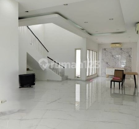 RUMAH CANTIK 2 LANTAI SPRING SUMMARECON SERPONG, BARU DI RENOVASI TOTAL RUMAH CANTIK 2 LANTAI SPRING SUMMARECON SERPONG, BARU DI RENOVASI TOTAL