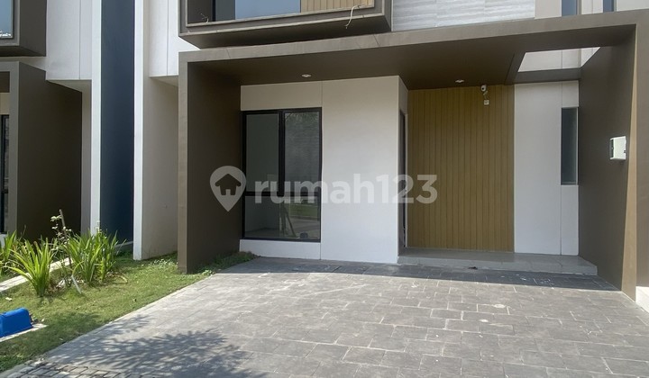 Rumah Cantik 2 Lantai Nempel BSD Banget, Siap Huni