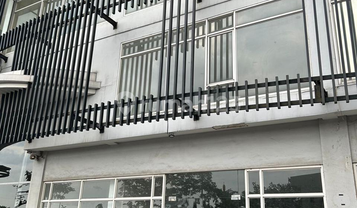 FOR RENT, READY-TO-USE SHOPHOUSE, TREEPARK CIKOKOL TANGERANG, AUTOMATIC PROFIT. 1