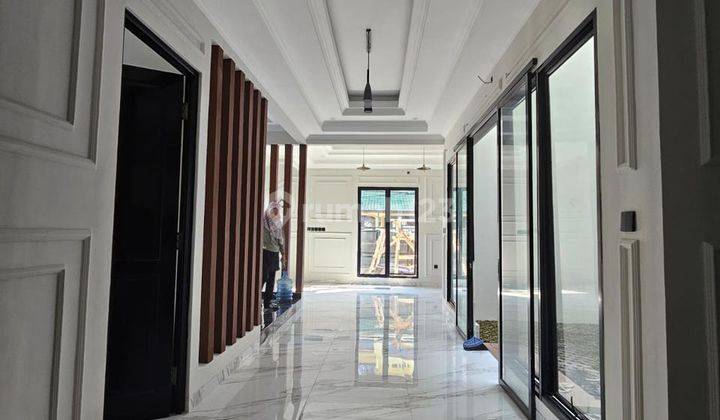 Rumah Cantik Full Renovasi Di Griya Loka Bsd  Shm  2