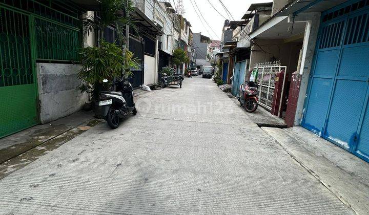 Dijual Rumah 2lt SHM di Jalan Jelambar Baru 2