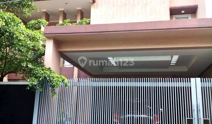 Dijual Rumah di Taman Aries, Jakarta Barat 1