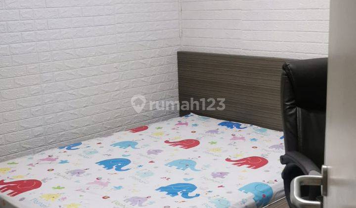 Dijual Rumah Semi Furnished 4kt 3km di Park Residences Taman Surya 2