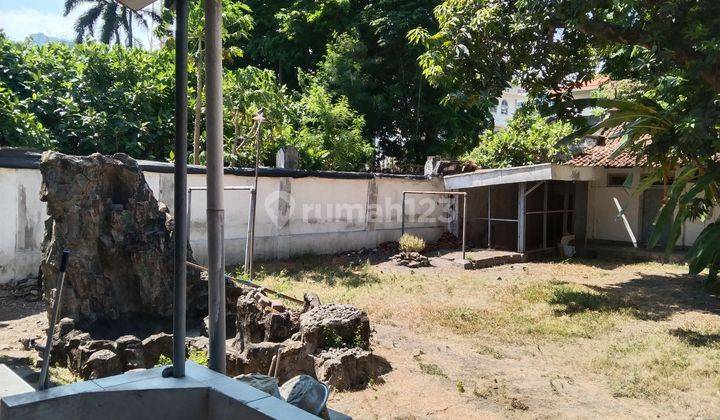 Dijual Rumah hitung tanah di pusat kota surabaya