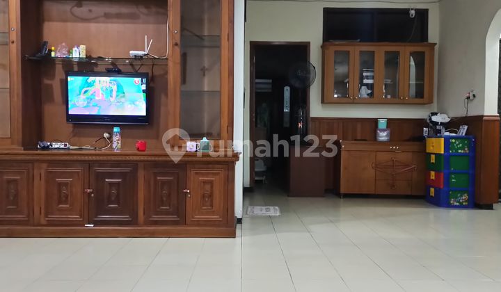 For Quick Sale, Fully Furnished Teak House in Mulyorejo Surabaya