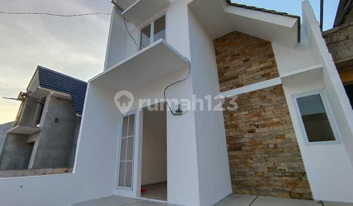 Rumah Ready dengan Mezanine Tanpa Dp Dekat Stasiun Lrt, Dalam Cluster Cikunir