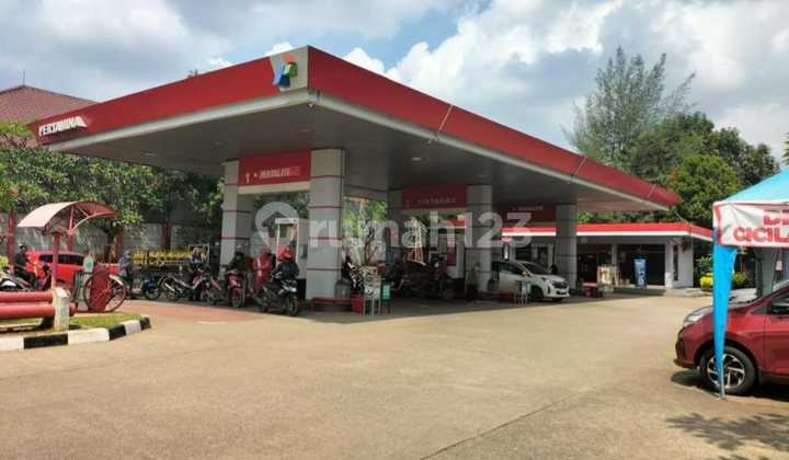 Gas Station for Sale Petrol Station Turnover 7.4 Billion Per Month