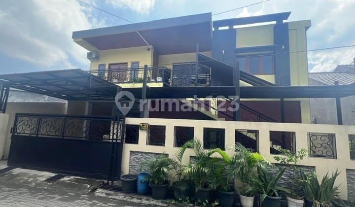 Jual B U Rumah 2Lt + Kontrakan 4Pintu Banting Harga Karawaci Jual B U Rumah 2Lt + Kontrakan 4Pintu Banting Harga Karawaci