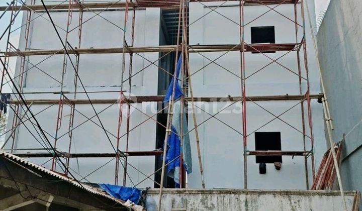 Dijual Kost Baru 4Lt 18Kt 1Km Dari Binus Parkir Luas