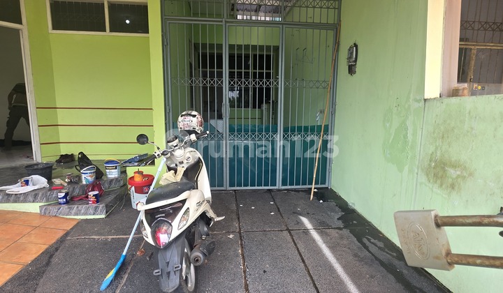 Disewakan Rumah Metro Permata 3+1Kt Sudah Termasuk IPL 2