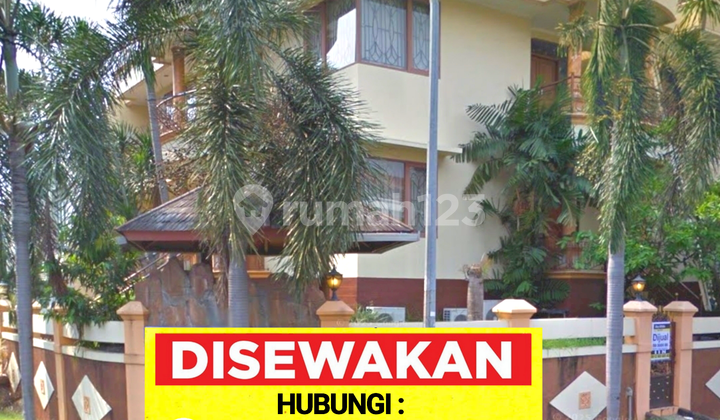 For Rent: Permata Buana Hook 3-Story House 5+2 Bedrooms, Puri Kembangan 2