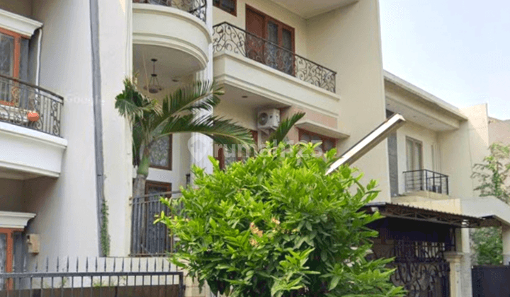 Disewakan Rumah Mewah Permata Buana 500m² Siap Huni 1