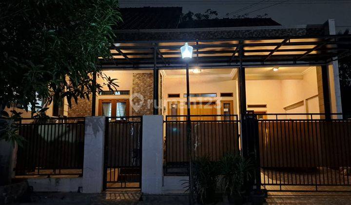 Rumah Sudah Renovasi Semi Furnished SHM di Jl. Jambore Ii