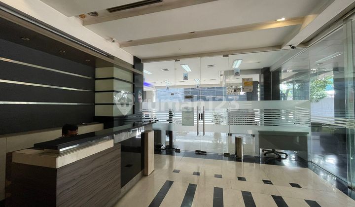 Strategic Ready-to-Occupy Office Building in Setiabudi, South Jakarta