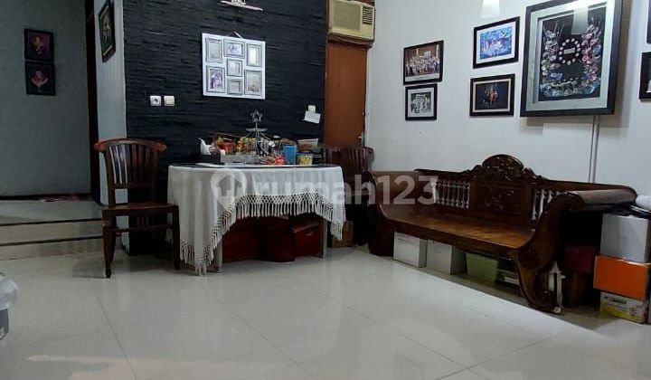 Dijual Rumah Tebat Bebas Banjir Kokoh Asri Terawat 2