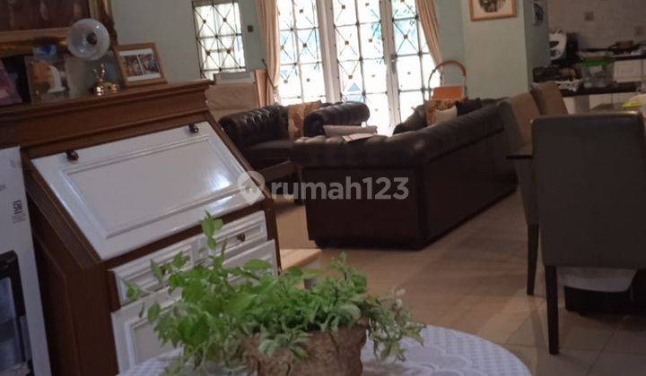 Rumah 2 Lantai Bagus Semi Furnished SHM di Cilandak, Jakarta Selatan 2